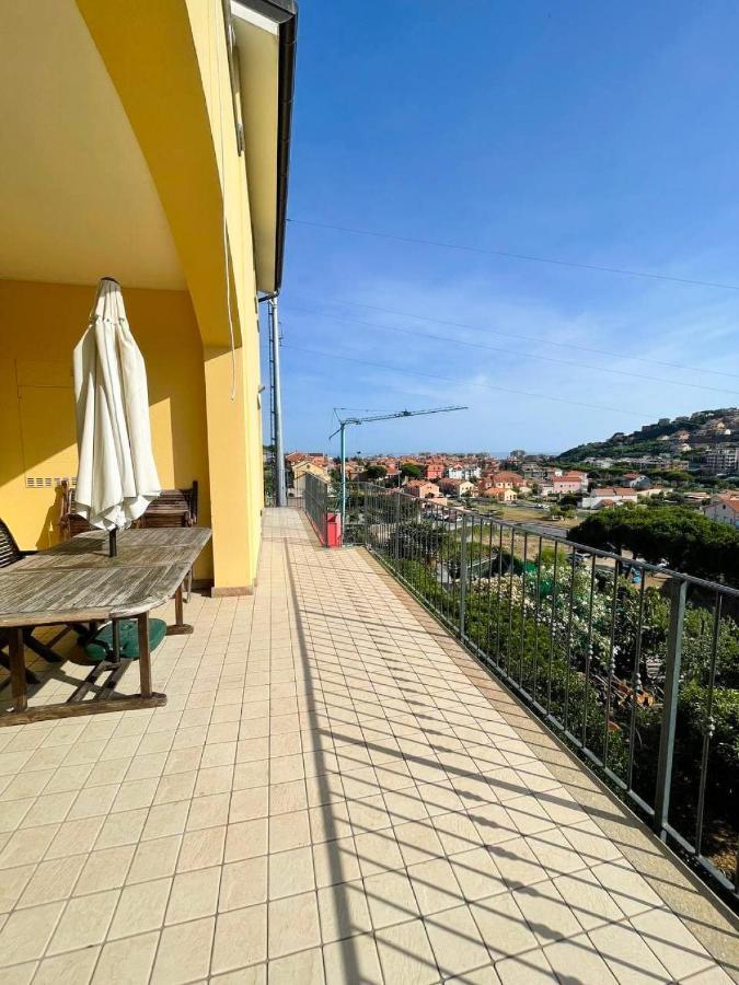 Sugheri Di Mare - By Ligooria Pietra Ligure Exterior photo